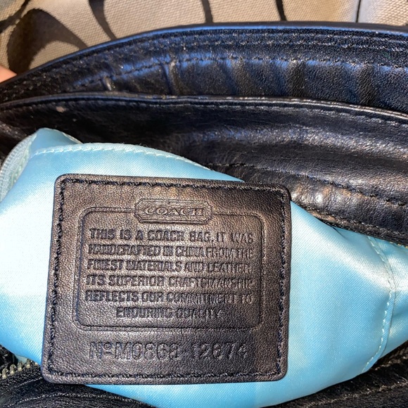 Classic Coach Hobo Bag - Picture 7 of 8